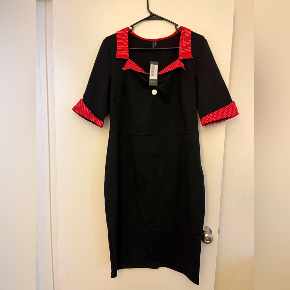 1950 style dress with polka dots